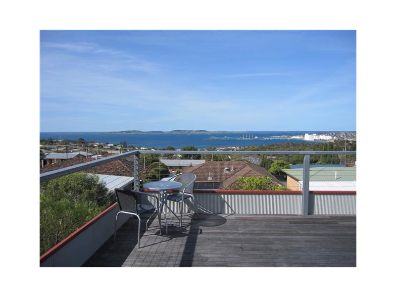 6 Roslyn Street, Port Lincoln SA 5606