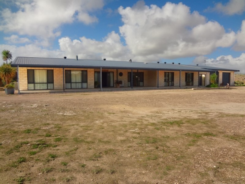 4 Grimm Road, Coffin Bay SA 5607