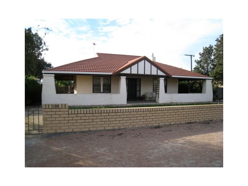 18 East Terrace, Ceduna SA 5690