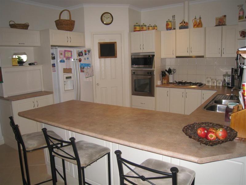 13 Springfield Drive, Port Lincoln SA 5606