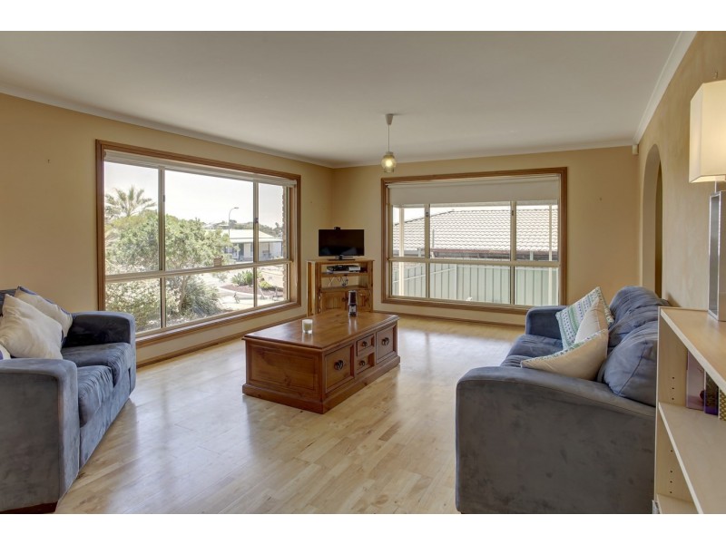 27 Flinders Avenue, Port Lincoln SA 5606