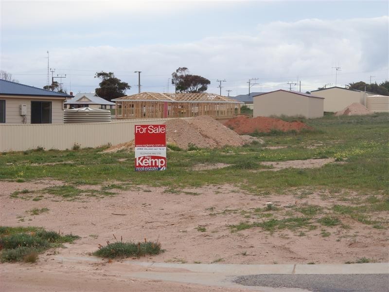 62 Carrow Tce, Port Neill SA 5604