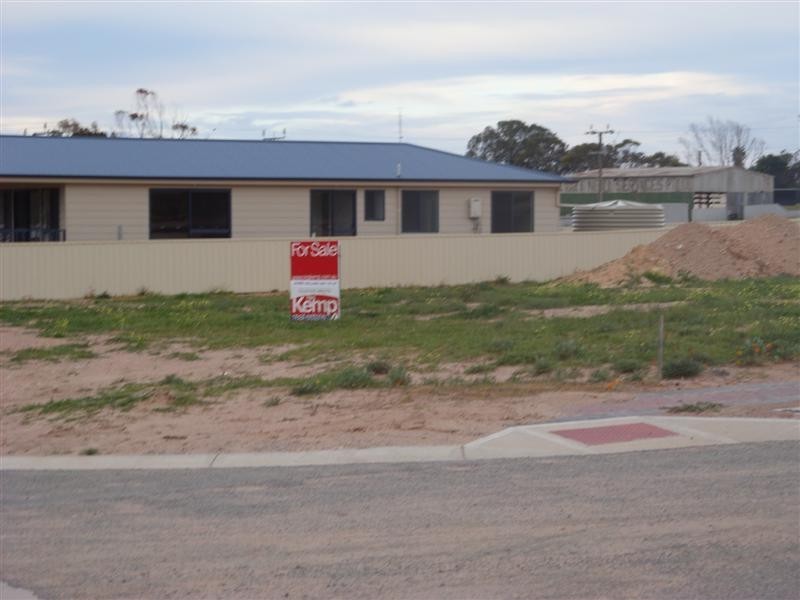 62 Carrow Tce, Port Neill SA 5604