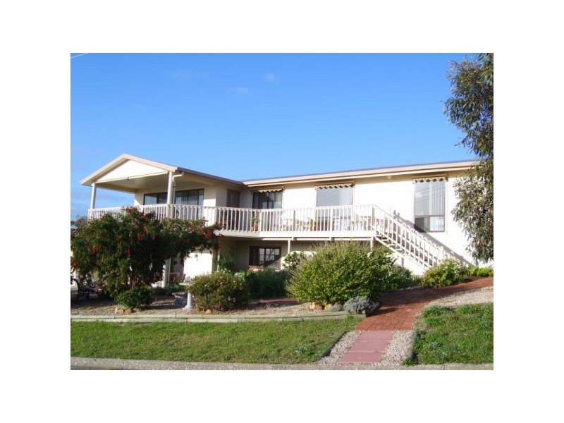 12 Pine Crescent, Coffin Bay SA 5607