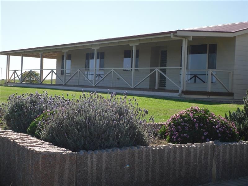 18 Gannet Crescent, Elliston SA 5670