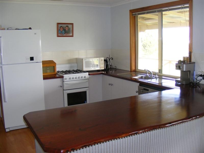 18 Gannet Crescent, Elliston SA 5670