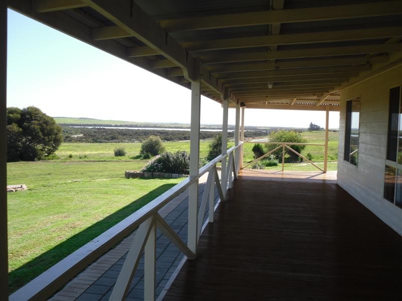 18 Gannet Crescent, Elliston SA 5670