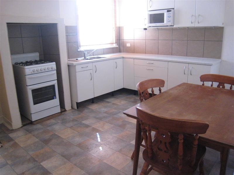 8 First Avenue, Port Lincoln SA 5606