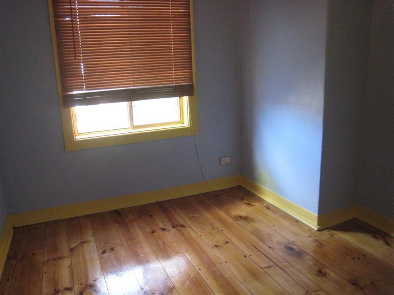 8 First Avenue, Port Lincoln SA 5606