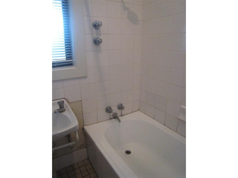 8 First Avenue, Port Lincoln SA 5606