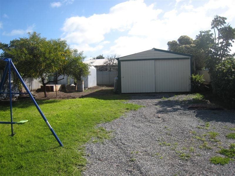 8 First Avenue, Port Lincoln SA 5606