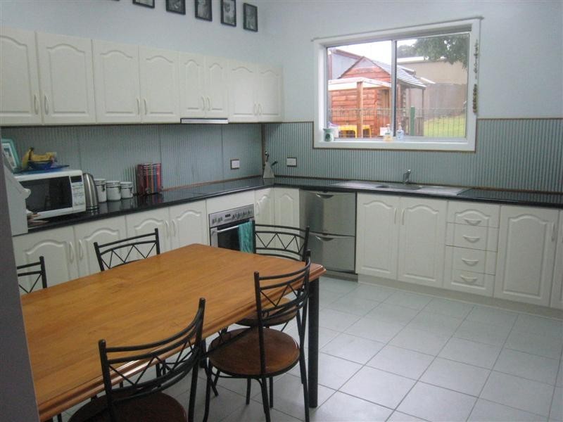 11 Pearson Ave, Port Lincoln SA 5606