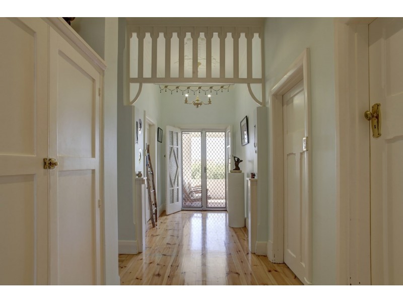 8 McFarlane Avenue, Port Lincoln SA 5606