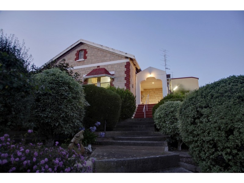 8 McFarlane Avenue, Port Lincoln SA 5606