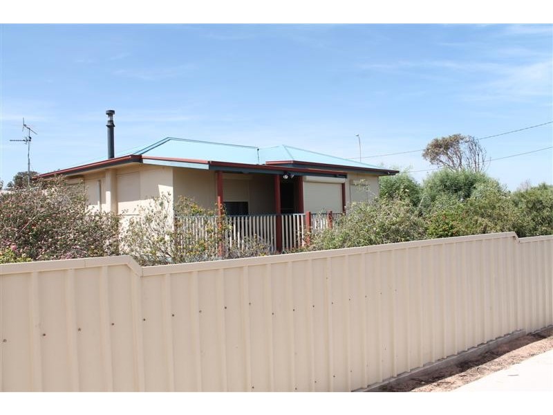 10 Poynton Street, Ceduna SA 5690