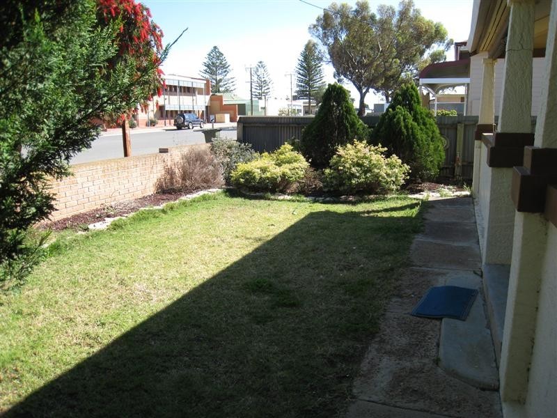 12 East Terrace, Ceduna SA 5690