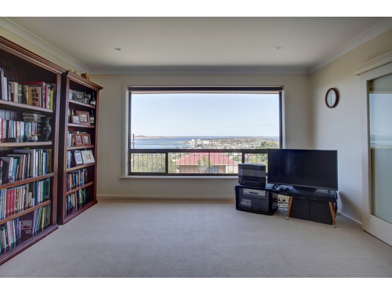 9 Highview Drive, Port Lincoln SA 5606