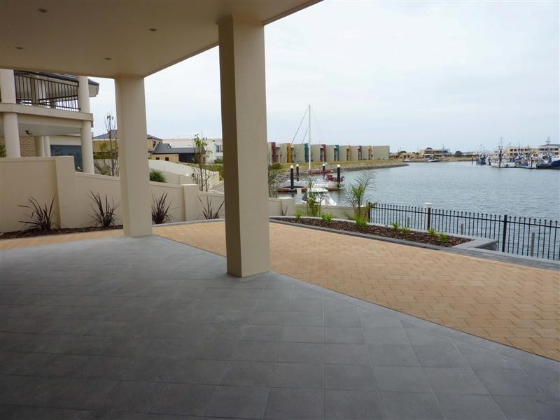 2, 4  Laguna Drive, Port Lincoln SA 5606