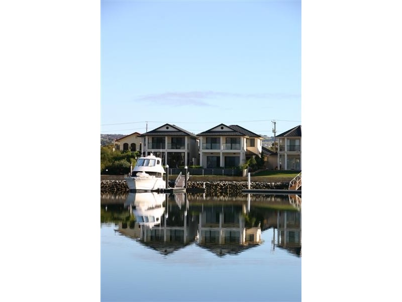 2, 4  Laguna Drive, Port Lincoln SA 5606