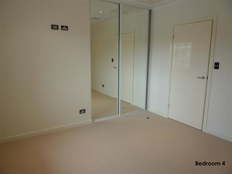 2, 4  Laguna Drive, Port Lincoln SA 5606