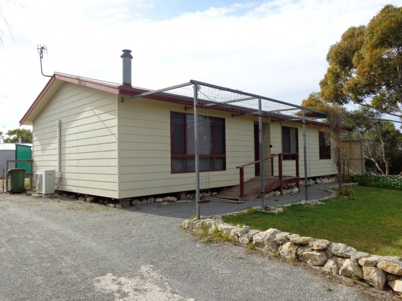 31 Douglas Street, Coffin Bay SA 5607