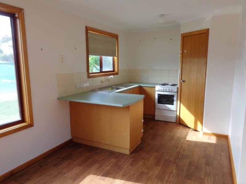 31 Douglas Street, Coffin Bay SA 5607