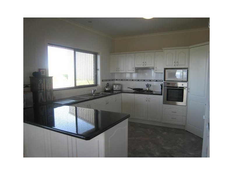 10 (Lot 101) Roberts Road, Port Lincoln SA 5606