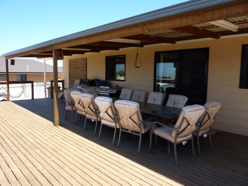 18 Springfield Drive, Port Lincoln SA 5606
