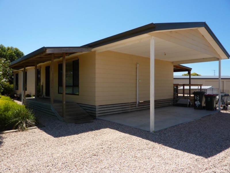 18 Springfield Drive, Port Lincoln SA 5606