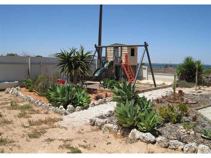 26-28 McKenzie Street, DENIAL BAY, Ceduna SA 5690