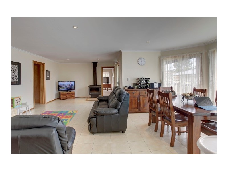 7 Robertson Road, Port Lincoln SA 5606