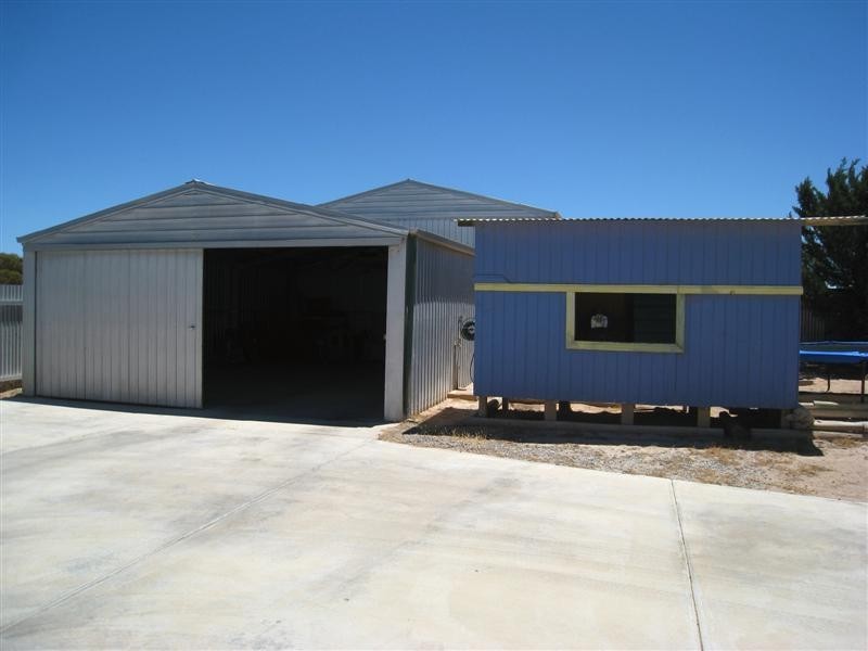 6 Hellas Street, THEVENARD, Ceduna SA 5690