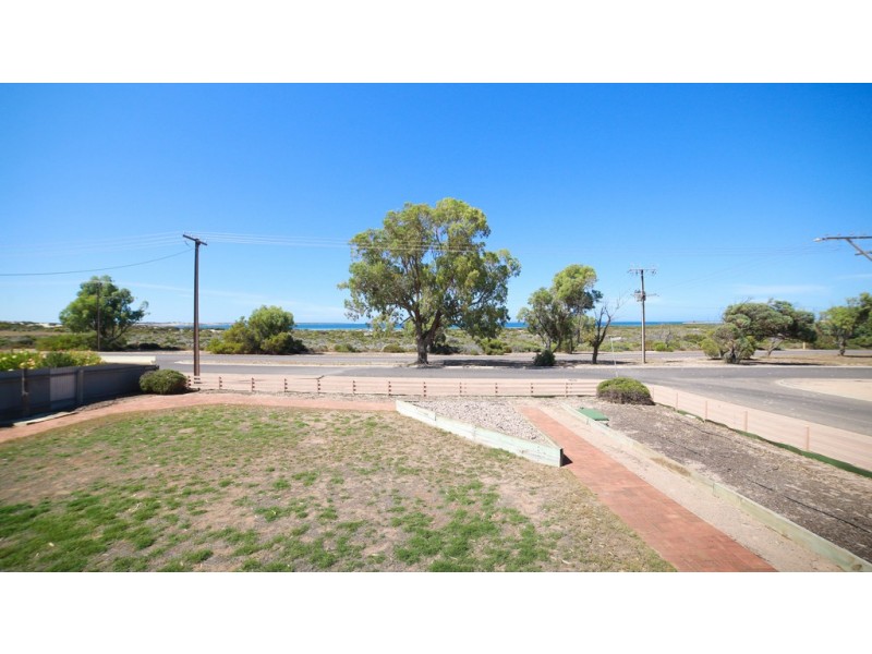 6 Betts Street, Ceduna SA 5690