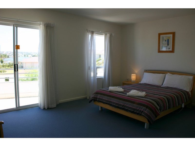 Unit 2, 13 Sailfish Drive, Port Lincoln SA 5606