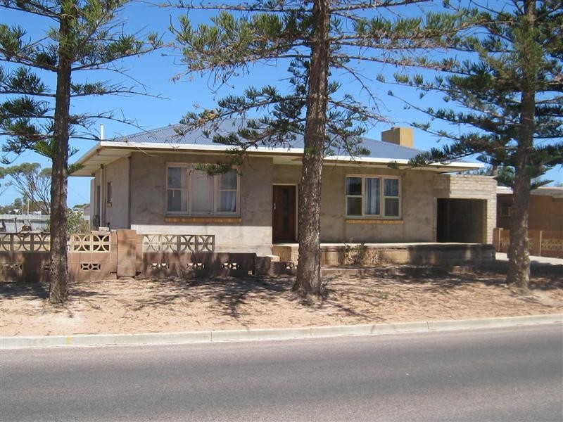14  Park Terrace, Ceduna SA 5690