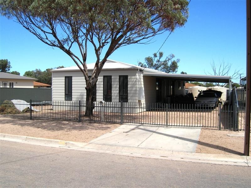 8 Talbot Grove, Ceduna SA 5690