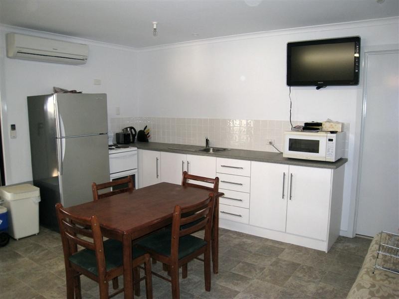 8 Talbot Grove, Ceduna SA 5690