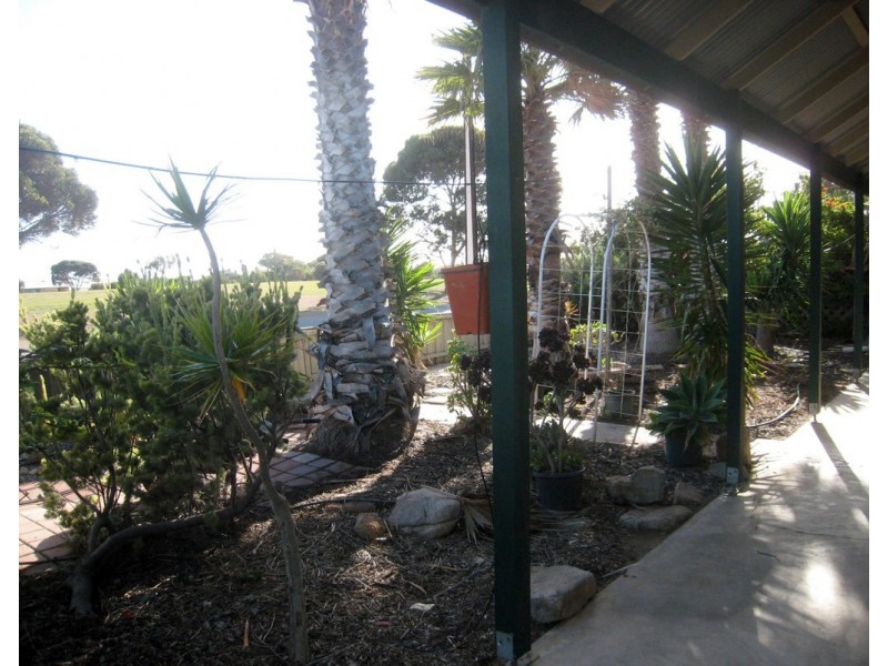 17 Kent Street, Thevenard SA 5690