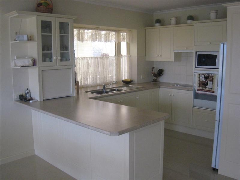 1/4 Parnkalla Avenue, Port Lincoln SA 5606