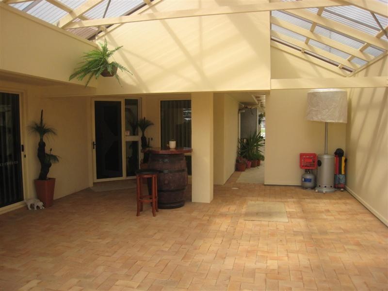 1/4 Parnkalla Avenue, Port Lincoln SA 5606
