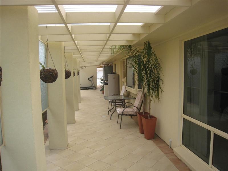 1/4 Parnkalla Avenue, Port Lincoln SA 5606