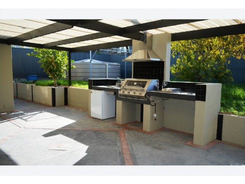 20 Nancy Rd, Coffin Bay SA 5607