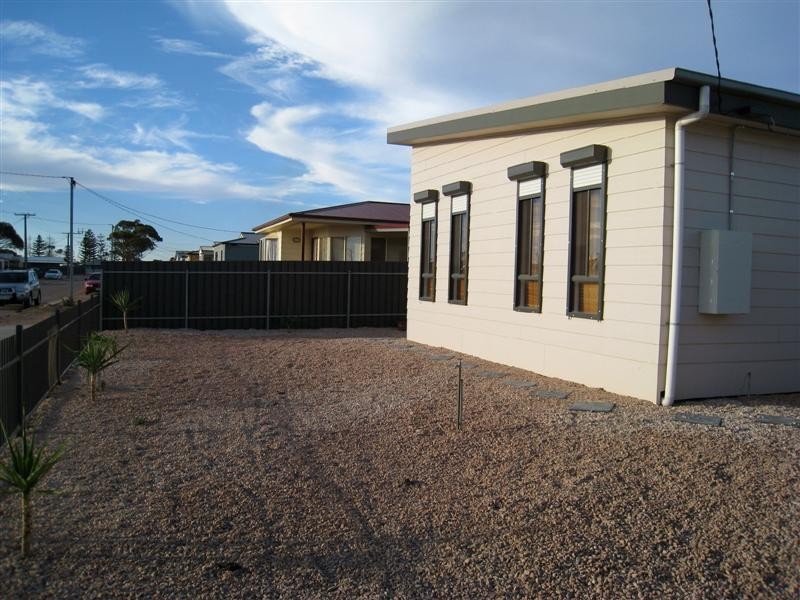 19  Talbot Grove, Ceduna SA 5690