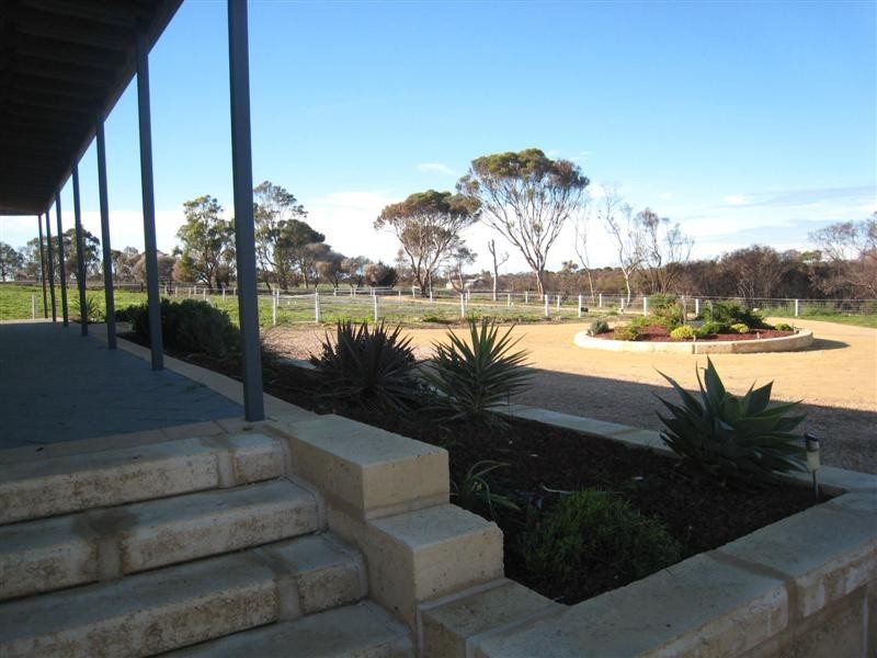 274 New West Road, Port Lincoln SA 5606