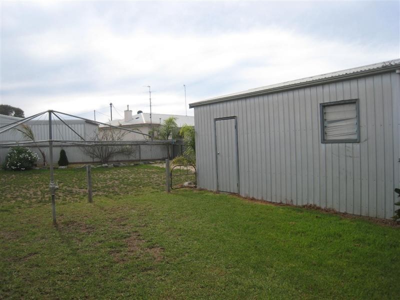 8 Shepherd Ave, Port Lincoln SA 5606