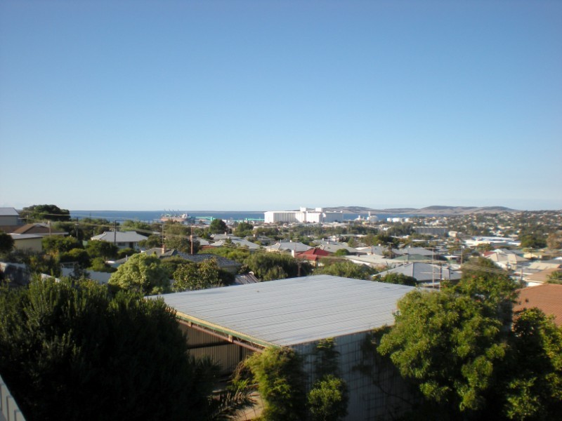 9 Kinmont Avenue, Port Lincoln SA 5606