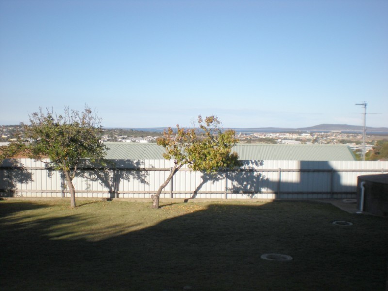 9 Kinmont Avenue, Port Lincoln SA 5606