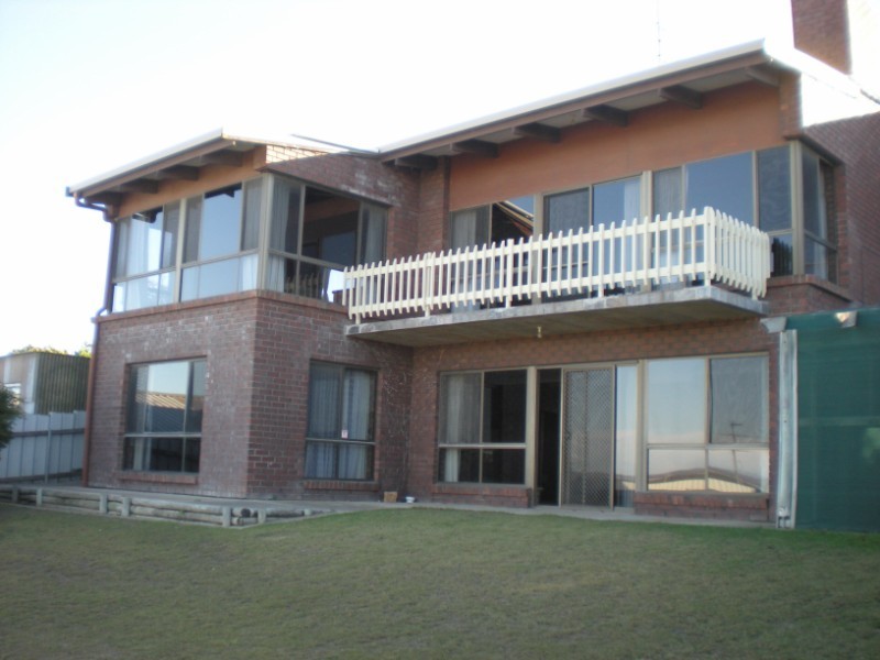 9 Kinmont Avenue, Port Lincoln SA 5606