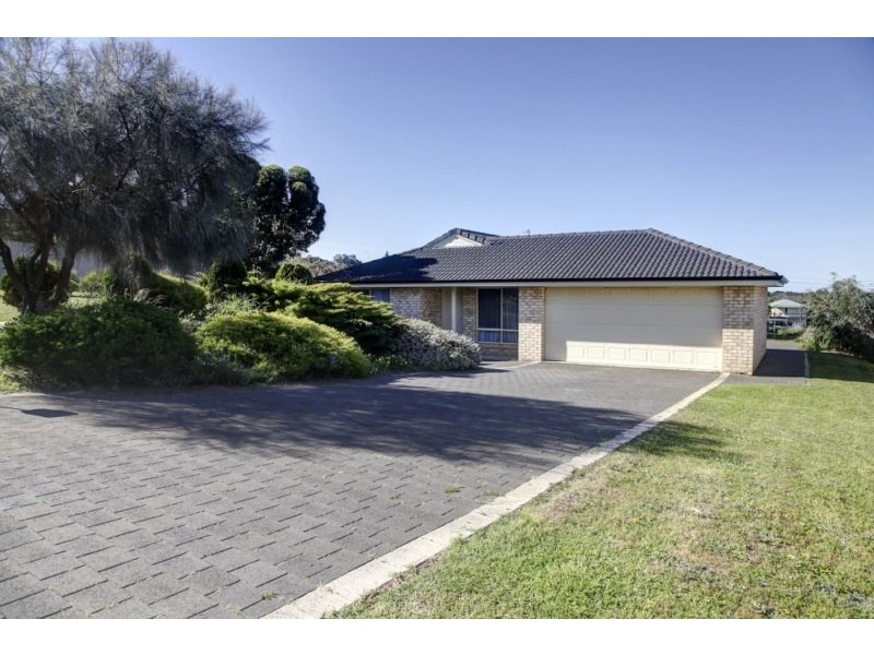 18 Lawson Drive, Port Lincoln SA 5606