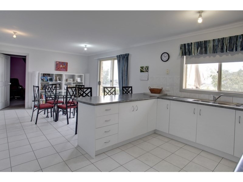 18 Lawson Drive, Port Lincoln SA 5606